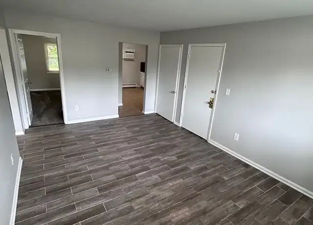 Property at 577 Andover St SE Unit 577, Grand Rapids, MI, 49548, 3 beds, 1 bath, [object Object]