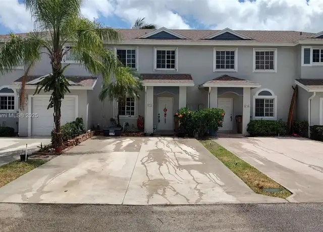 Property at 4714 SW 13th Ct Unit 4714, Deerfield Beach, FL, 33442, 3 beds, 2.5 baths, [object Object]