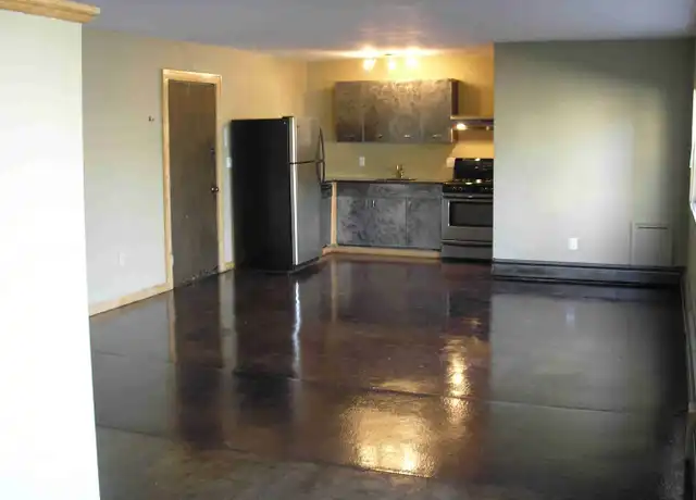 Property at 501 Ashland Ave Unit 06, St Paul, MN, 55102, 1 bed, 2 baths, [object Object]
