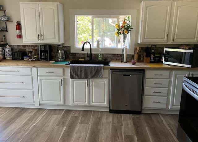 Photo of 1637 Scenic Ave, Freeland, WA 98249
