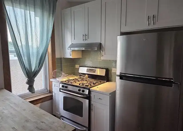Property at 2404 W Superior St Unit 3E, Chicago, IL, 60612, 2 beds, 1 bath, [object Object]