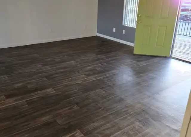Property at 2344 W Devonshire Ave Unit 203-A, Phoenix, AZ, 85015, 2 beds, 1 bath, [object Object]