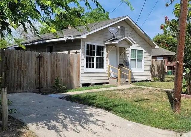 Property at 218 E Hunnicutt St, Baytown, TX, 77520, 3 beds, 1 bath, [object Object]