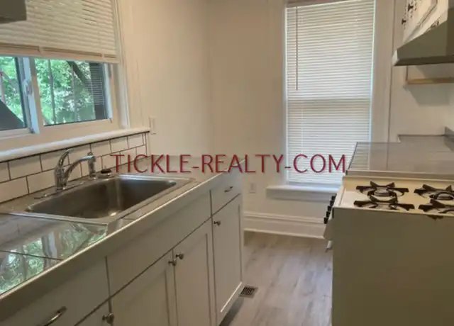Property at 11 Birch Cres Unit 3, Rochester, NY, 14607, 1 bed, 1 bath, [object Object]