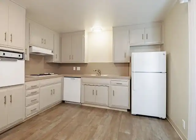 Property at Riverdale Apartments - 5200 Riverside Blvd, Sacramento, CA, 95822, 1 bed, 1 bath, [object Object]