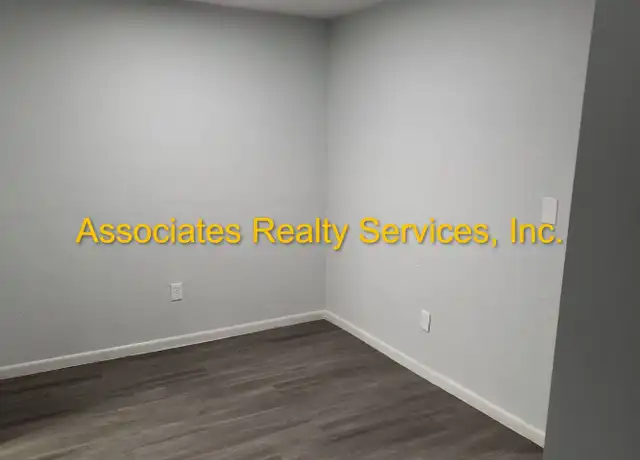 Property at 535 NW 26th Ave Unit 602-01, Gainesville, FL, 32609, 2 beds, 1 bath, [object Object]