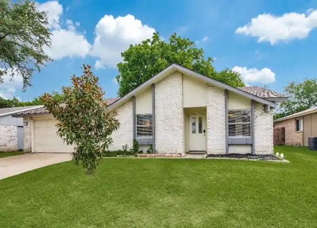 Property at 5913 Maple Ln, Rowlett, TX, 75089, 3 beds, 2 baths, [object Object]