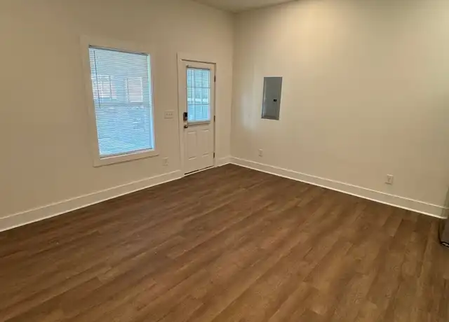 Property at 311 W Gold St Unit B, Kings Mountain, NC, 28086, 1 bed, 1 bath, [object Object]