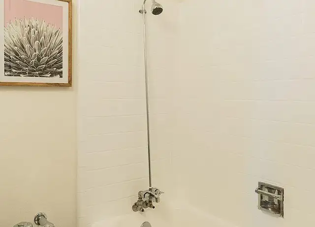 Photo of 1410 SW Broadway, Portland, OR 97201