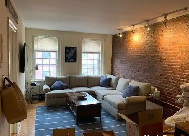 Property at 88 W Cedar St Unit 7, Boston, MA, 02114, 2 beds, 1 bath, [object Object]