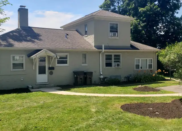 Property at 151 N Virginia St Unit 1, Crystal Lake, IL, 60014, 4 beds, 1 bath, [object Object]