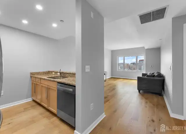 Property at 120 Livingston Ave, New Brunswick, NJ, 08901, 1 bed, 1 bath, [object Object]
