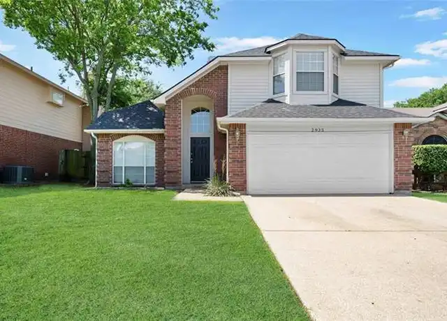 Property at 2935 Chanute Dr, Grand Prairie, TX, 75052, 3 beds, 2.5 baths, [object Object]