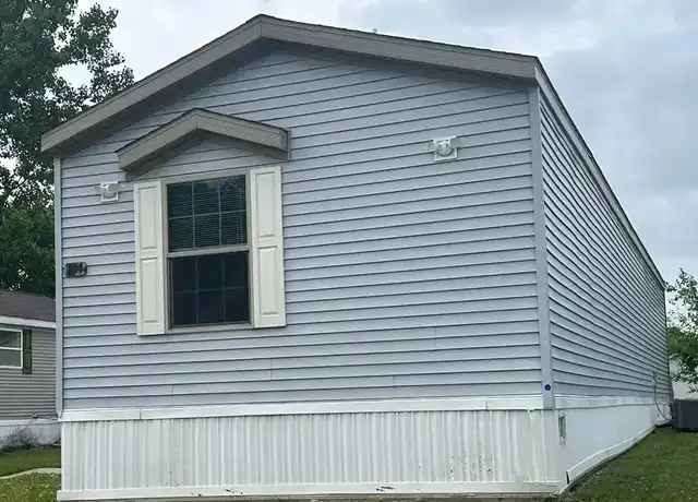 Property at 151 Maple Wood Unit 151, Flint, MI, 48504, 3 beds, 2 baths, [object Object]
