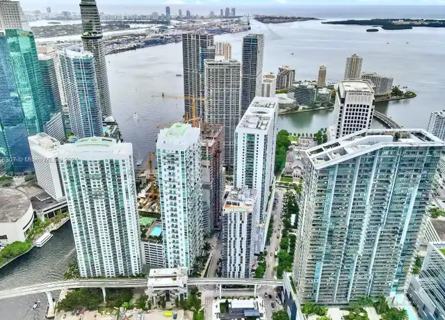 Property at 31 SE 6th St #2203, Miami, FL, 33131, 1 bed, 1 bath, [object Object]