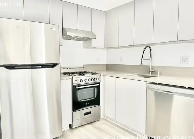 Property at 316 S Mariposa Ave Unit 14, Los Angeles, CA, 90020, 1 bed, 1 bath, [object Object]