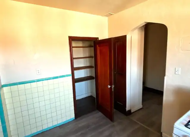 Property at 4022 Nebraska Ave Unit a, St. Louis, MO, 63118, 1 bed, 1 bath, [object Object]