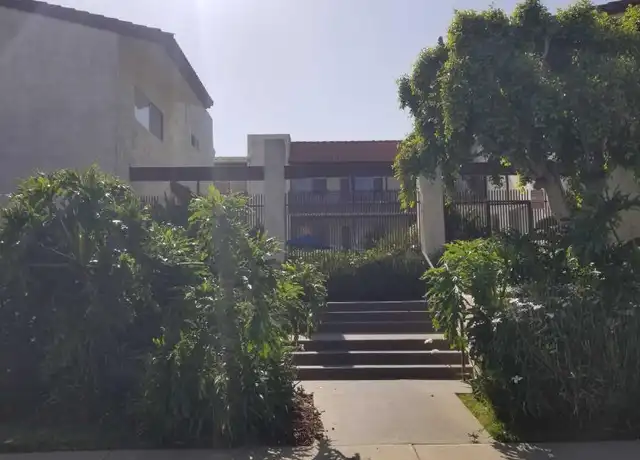 Property at 5045 Woodman Ave, Sherman Oaks, CA, 91423, 0 beds, 1 bath, [object Object]