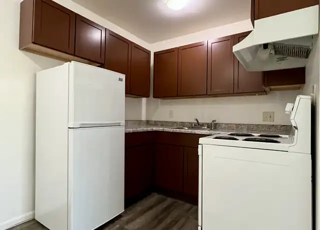 Property at 4471 High St Unit 23, Ecorse, MI, 48229, 2 beds, 1 bath, [object Object]