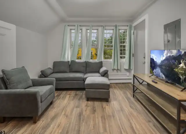 Property at 711 E Seneca St Apt 3, Ithaca, NY, 14850, 2 beds, 1 bath, [object Object]