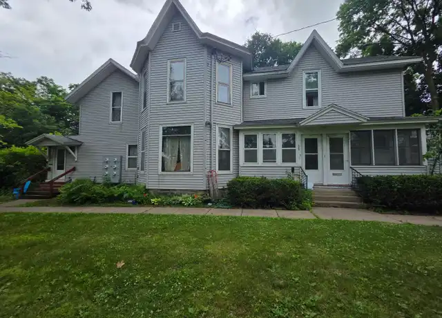 Property at 127 W Cedar St Unit 4, Chippewa Falls, WI, 54729, 1 bed, 1 bath, [object Object]