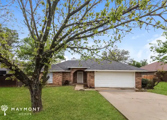 Property at 5224 Gaelic Ct, Denton, TX, 76208, 3 beds, 2 baths, [object Object]