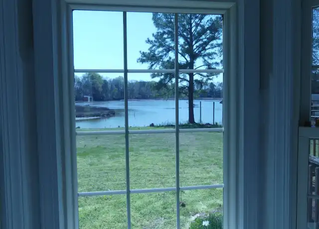 Property at 108 Hollywood Blvd, Yorktown, VA, 23692, 4 beds, 2.5 baths, [object Object]