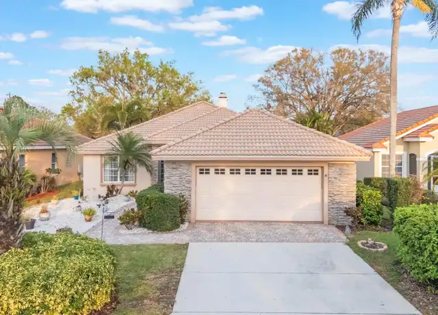 Property at 204 Lake Region Blvd S, Winter Haven, FL, 33881, 3 beds, 2 baths, [object Object]