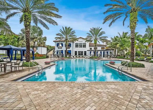Photo of 111 Sierra Dr, Jupiter, FL 33458