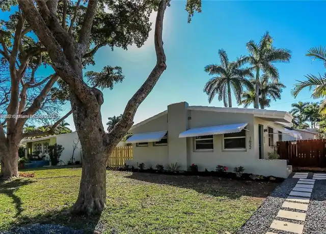 Property at 1622 Wiley St, Hollywood, FL, 33020, 2 beds, 1 bath, [object Object]