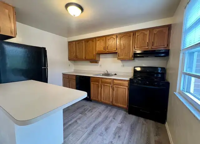 Property at 434 Vale Ave Unit 434E, Plum, PA, 15239, 3 beds, 1 bath, [object Object]