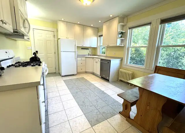 Property at 12 Homer St Apt 1, Watertown, MA, 02472, 2 beds, 1 bath, [object Object]