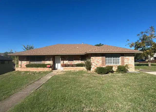 Property at 1813 Gravley Dr, Carrollton, TX, 75006, 4 beds, 2 baths, [object Object]