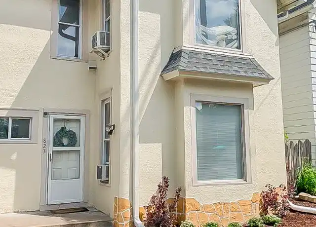 Property at 823 18 1/2 Ave NE Unit 2, Minneapolis, MN, 55418, 2 beds, 1 bath, [object Object]