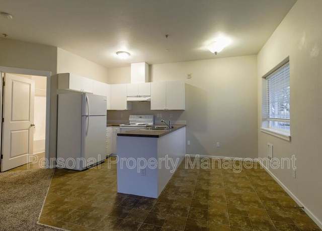 Photo of 116 S Main Ave, Ridgefield, WA 98642