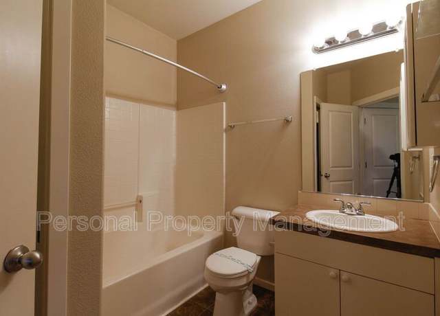 Photo of 116 S Main Ave, Ridgefield, WA 98642