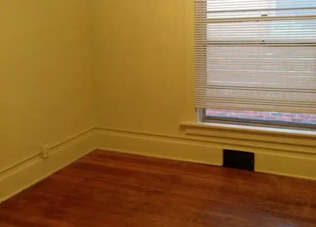 Property at 1409 E St, Lincoln, NE, 68508, 4 beds, 2 baths, [object Object]