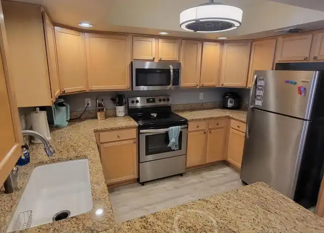 Property at 12222 N Paradise Village Pkwy S #229, Phoenix, AZ, 85032, 1 bed, 1 bath, [object Object]