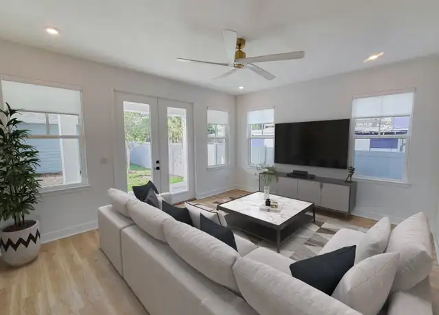 Property at 408 E Oak Ave, Tampa, FL, 33602, 3 beds, 2.5 baths, [object Object]