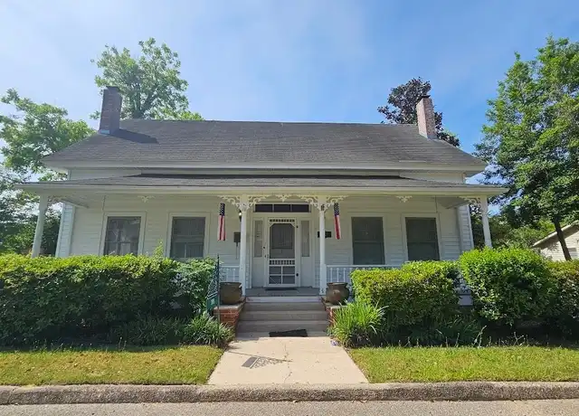 Property at 198 Owens St, Ozark, AL, 36360, 3 beds, 3 baths, [object Object]