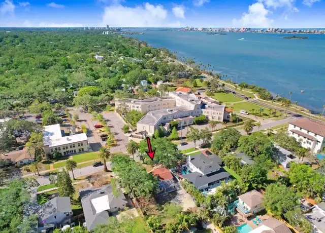 Property at 240 Lyndhurst St Unit 1A, Dunedin, FL, 34698, 3 beds, 1 bath, [object Object]