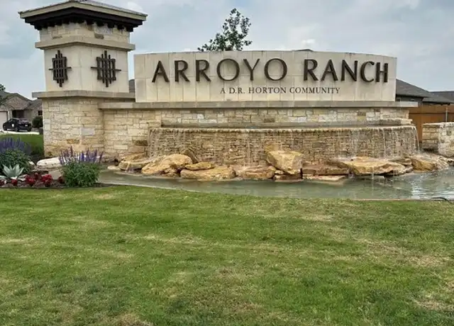 Property at 1040 Pronghorn Trl, Seguin, TX, 78155, 4 beds, 2 baths, [object Object]