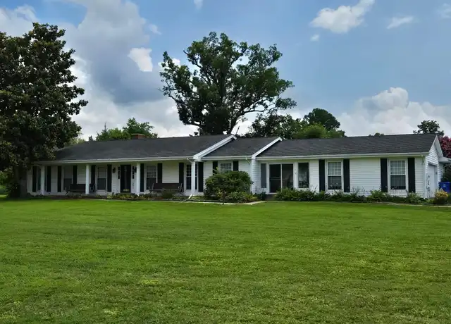 Property at 301 Queen Anne St, La Plata, MD, 20646, 4 beds, 2.5 baths, [object Object]