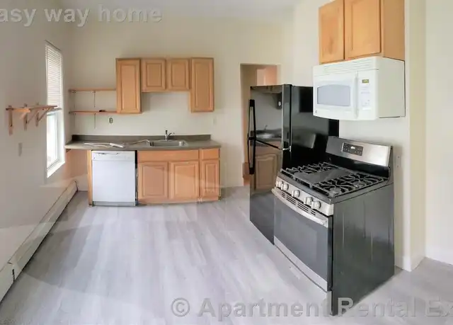 Property at 61 Webster Ave Unit 3R, Somerville, MA, 02143, 2 beds, 1 bath, [object Object]