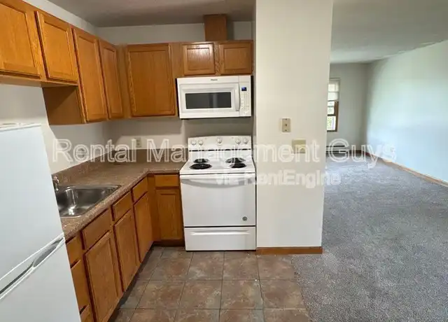 Property at 4615 Tyler St NE Unit 3, Minneapolis, MN, 55421, 2 beds, 1 bath, [object Object]