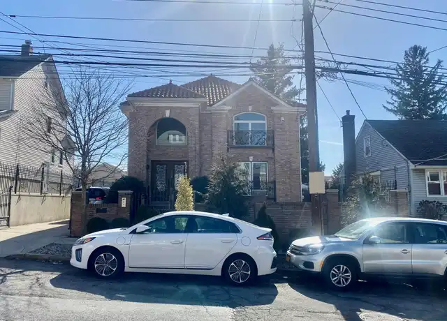 Property at 145-24 19th Ave Unit 2FL, Queens, NY, 11357, 4 beds, 2 baths, [object Object]