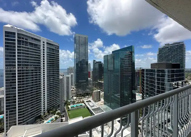 Property at 1200 Brickell Bay Dr #4007, Miami, FL, 33131, 1 bed, 1 bath, [object Object]