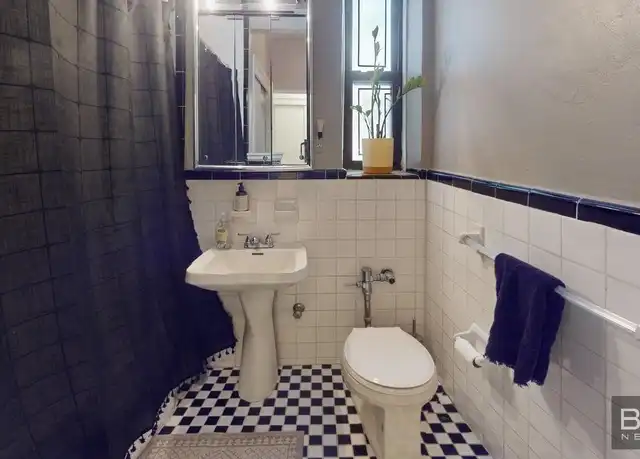Property at 163 W 17th St Unit 2F, New York, NY, 10011, 1 bed, 1 bath, [object Object]