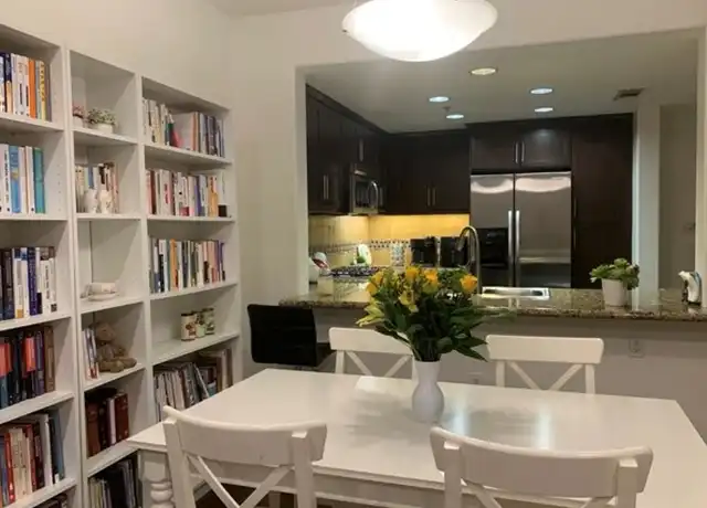 Property at 931 E Walnut St #201, Pasadena, CA, 91106, 1 bed, 1 bath, [object Object]