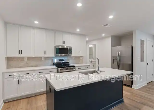 Property at 112 4th St NE, Charlottesville, VA, 22902, 2 beds, 1 bath, [object Object]